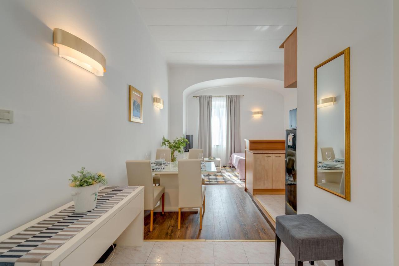Riva Lucija By Litto Split